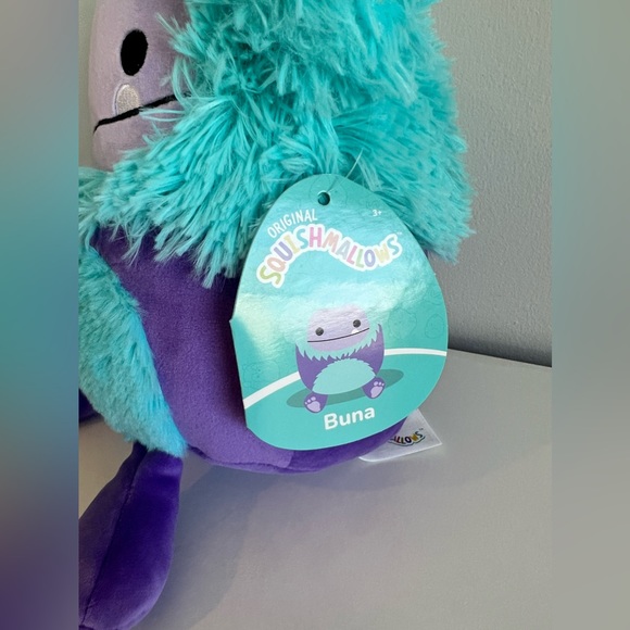 Buna the Bigfoot Squishmallow - Picture 3 of 3